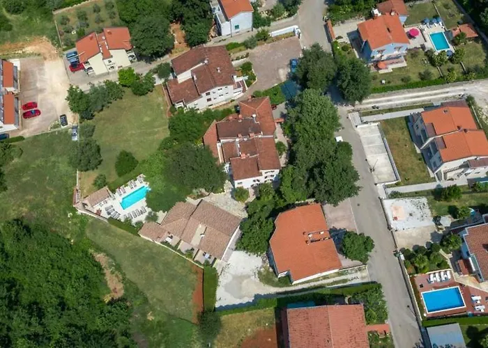 Σπίτι διακοπών House In With Balcony, Air Conditioning, Wifi, Washing Machine *