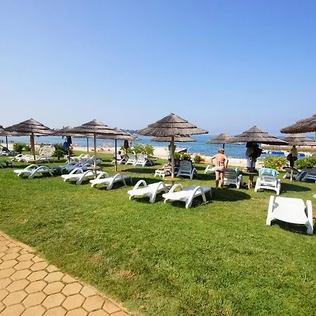 House In With Balcony, Air Conditioning, Wifi, Washing Machine Feriehus *