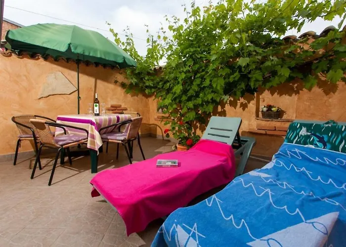 Dom wakacyjny House In With Balcony, Air Conditioning, Wifi, Washing Machine *